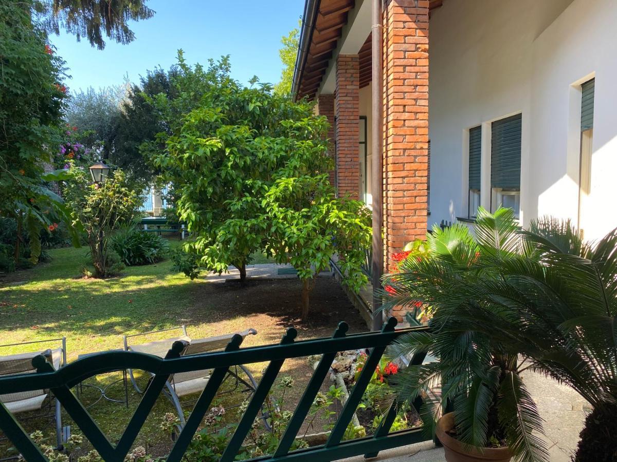 Casa Vacanze Gabbianella Villa Con Giardino Lungolago Maderno Toscolano Maderno Eksteriør billede