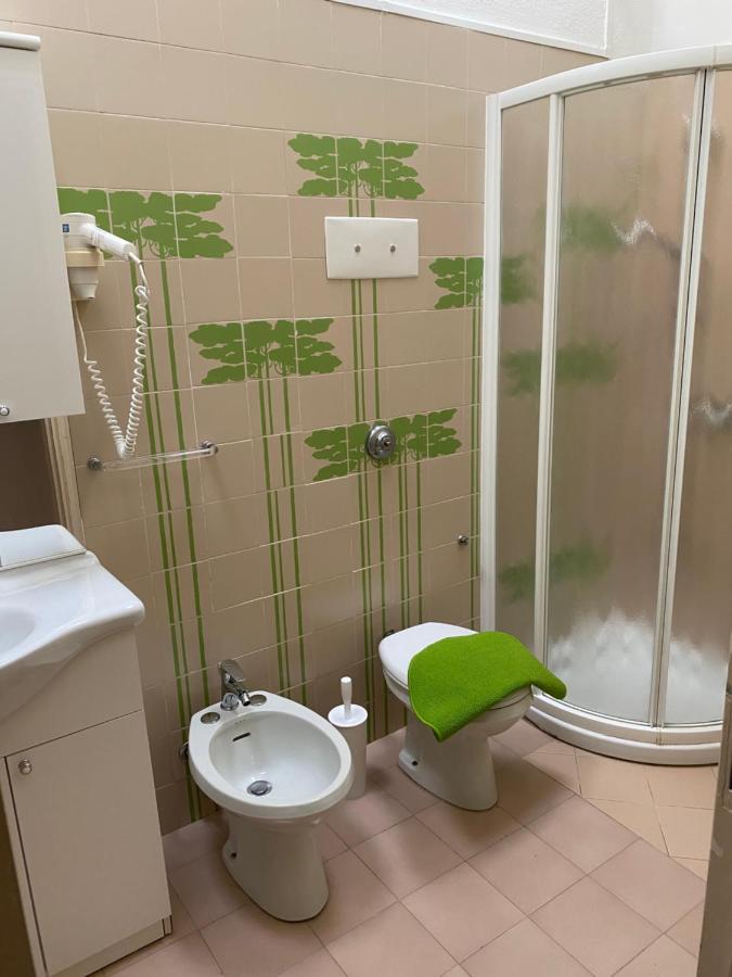 Casa Vacanze Gabbianella Villa Con Giardino Lungolago Maderno Toscolano Maderno Eksteriør billede