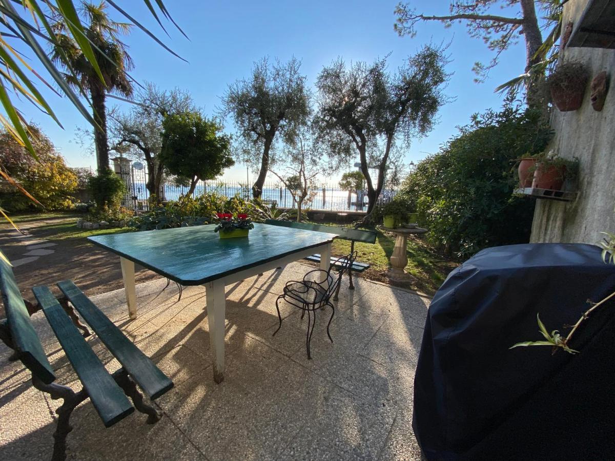Casa Vacanze Gabbianella Villa Con Giardino Lungolago Maderno Toscolano Maderno Eksteriør billede