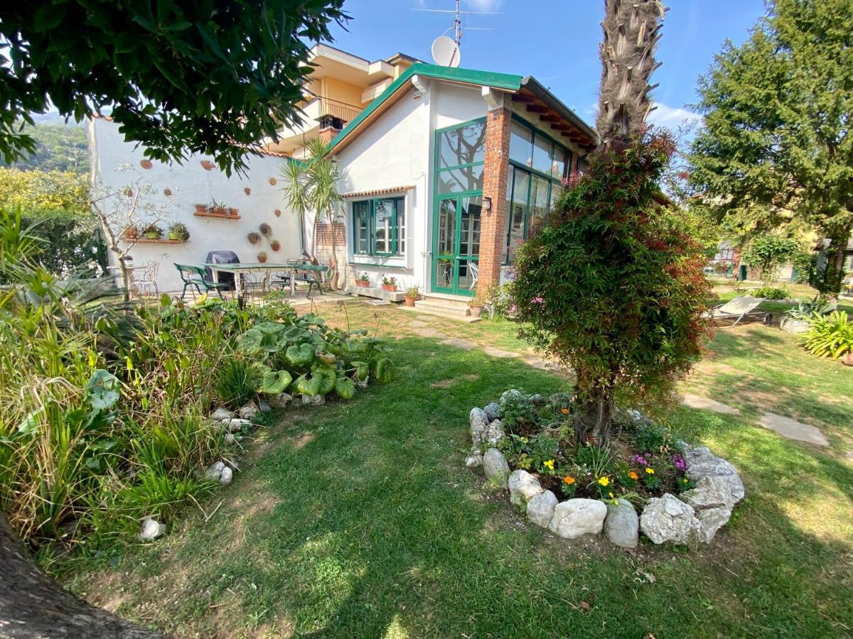 Casa Vacanze Gabbianella Villa Con Giardino Lungolago Maderno Toscolano Maderno Eksteriør billede
