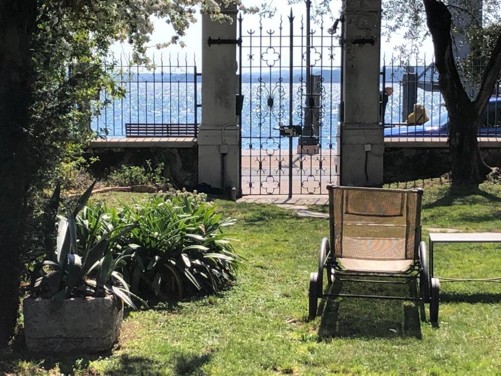 Casa Vacanze Gabbianella Villa Con Giardino Lungolago Maderno Toscolano Maderno Eksteriør billede